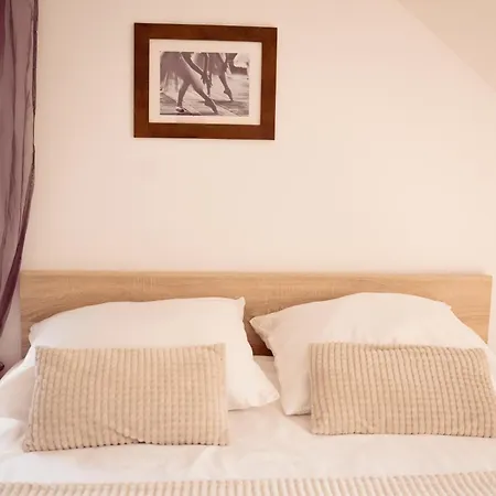Lipowa Apartment